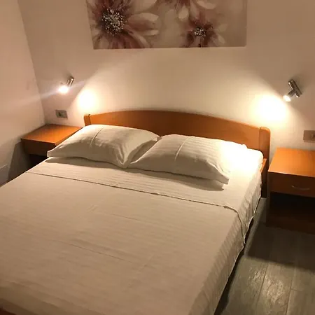 Hvar Felix Lägenhet