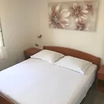 Hvar Felix *