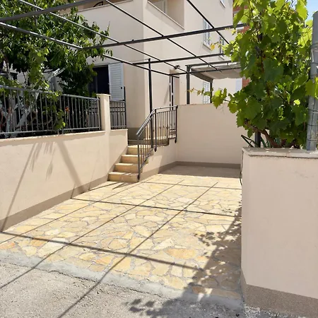 Hvar Felix Apartmán *