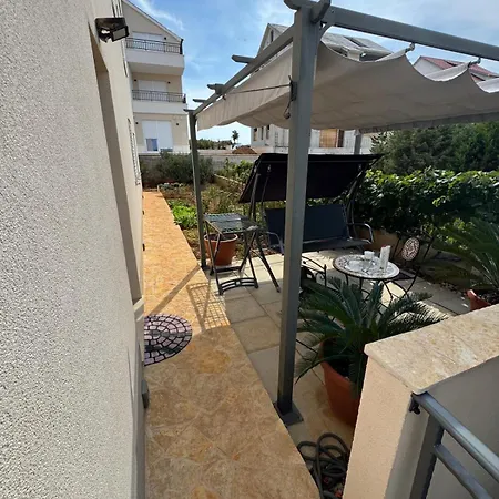 Hvar Felix *