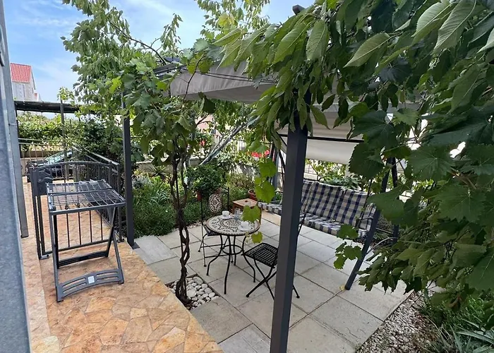 Hvar Felix * Hvar Town