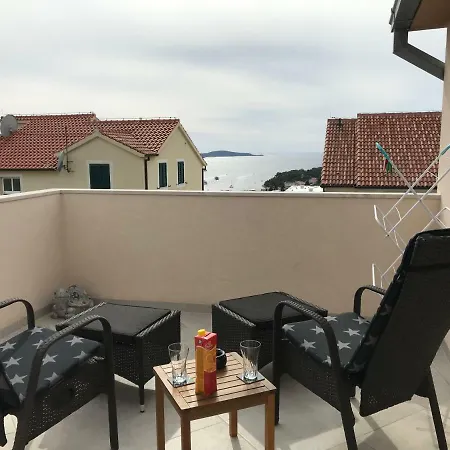 Hvar Felix * フヴァル