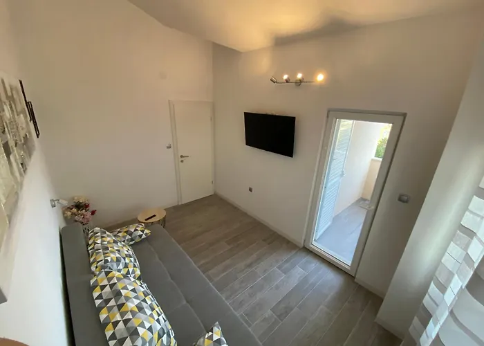 Hvar Apartments Felix *